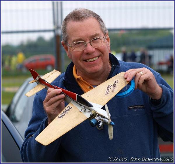 Mike Bellamy With "modified" Polecat Mini G/year